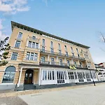 Berringer, Barsch, direkt an der Promenade