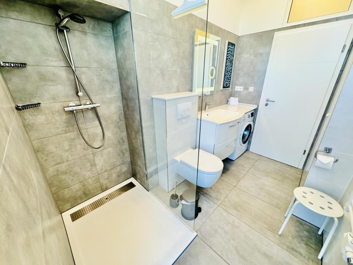 Berringer, Barsch, Direkt An Der Promenade Apartment *